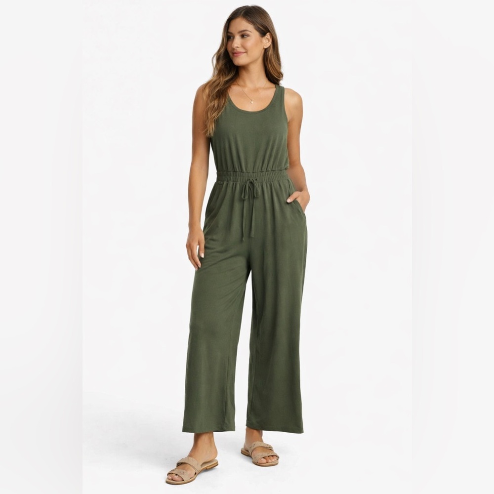 Cupshe Olive Green Wide Leg Jumpsuit Small NWT Coastal Vacation Chic Effortless